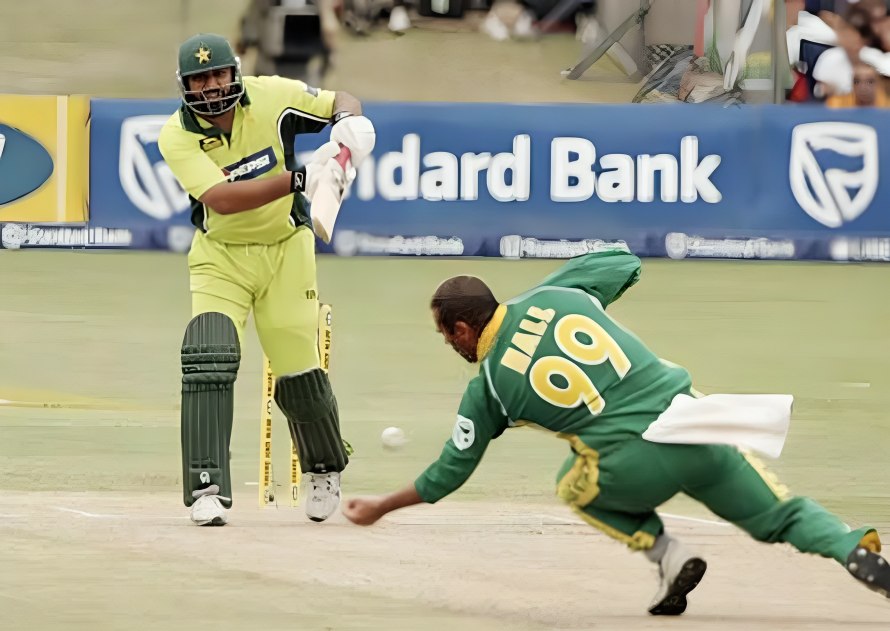 Most Runs for Pakistan in ODI Cricket